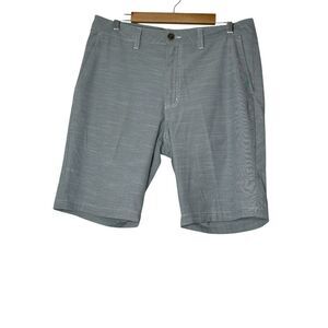 Travis Mathew Golf Shorts Men's 34 Gray Textured Poly Stretch Pockets Athleisure